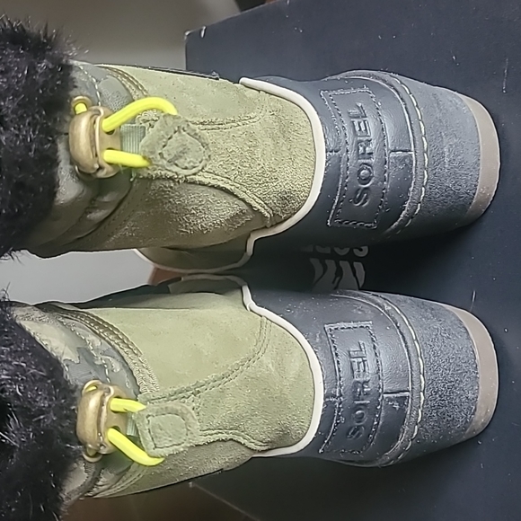 Sorel Trivoli III Waterproof Winter Boots Size 8 - Picture 6 of 7